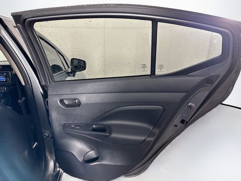 Used 2024 Nissan Versa S w/ Trunk Package image 27