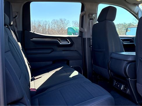 Used 2025 Chevrolet Silverado 1500 LT w/ Protection Package image 9