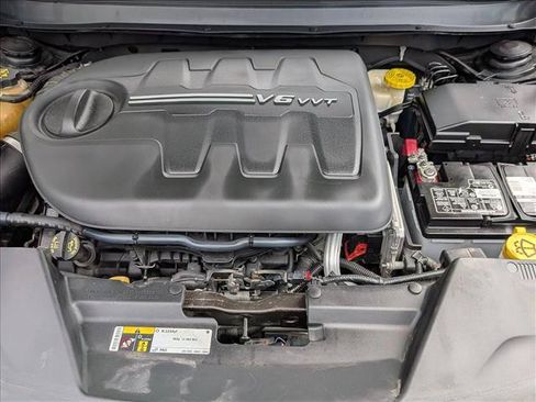 Used 2017 Jeep Cherokee Sport AWD/4WD image 24