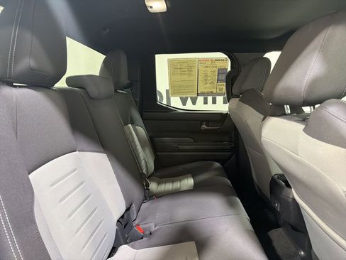 Used 2025 Toyota Tacoma TRD Off-Road AWD/4WD image 13