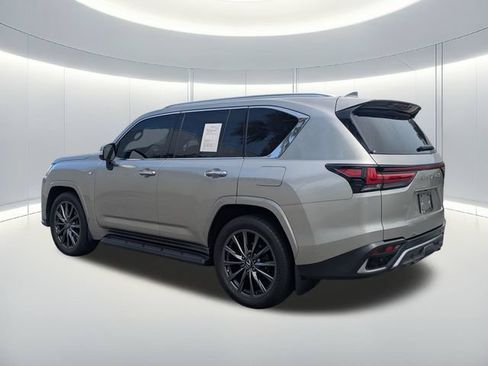 Used 2024 Lexus LX 600 F Sport AWD/4WD image 4