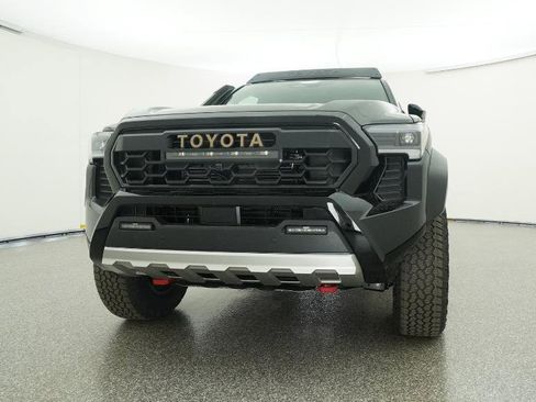 New 2025 Toyota Tacoma Trailhunter image 3