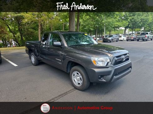 Used 2014 Toyota Tacoma 2WD Access Cab w/ Convenience Package image 11
