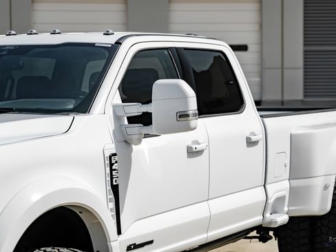 Used 2026 Ford F450 Lariat w/ FX4 Off-Road Package image 23