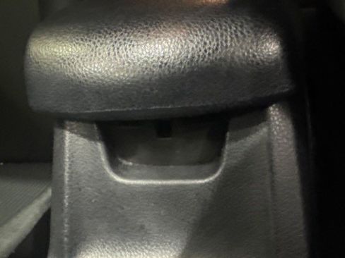 Used 2018 Toyota RAV4 LE FWD image 46