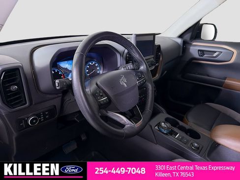 Used 2023 Ford Bronco Sport Outer Banks w/ Tech Package AWD/4WD image 11