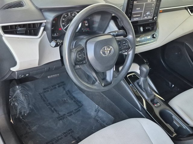 Used 2022 Toyota Corolla LE FWD image 17