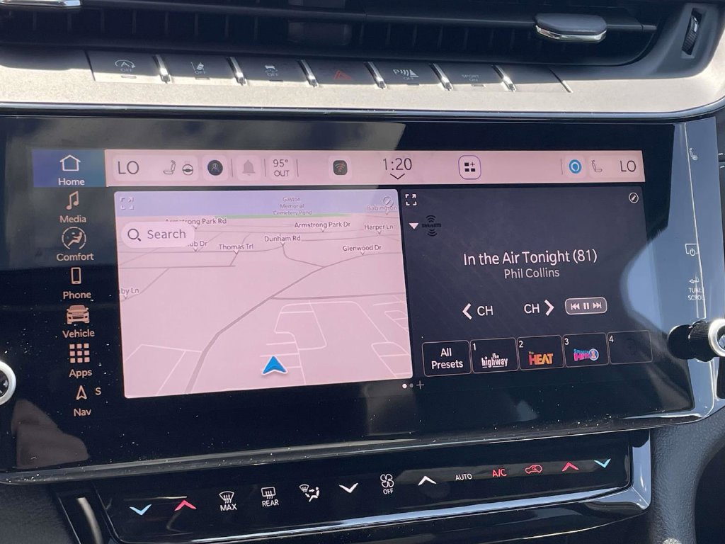 New 2027 Jeep Grand Cherokee Altitude RWD image 39