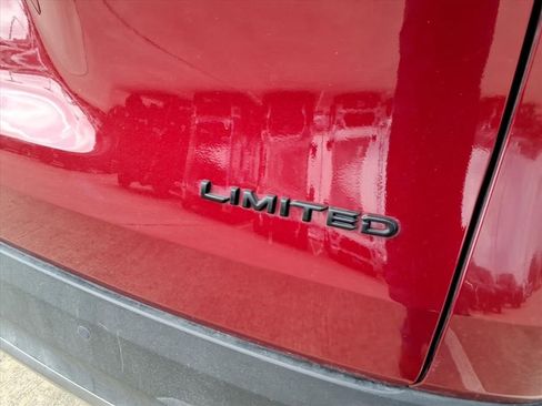 Certified 2025 Toyota Grand Highlander FWD image 7