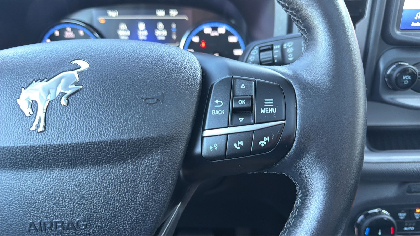 Used 2024 Ford Bronco Sport Outer Banks w/ Tech Package AWD/4WD image 19