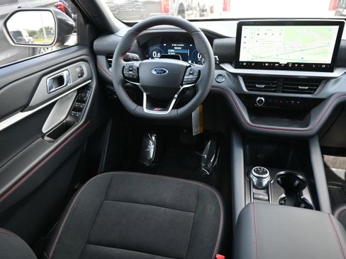 New 2026 Ford Explorer ST AWD/4WD image 32