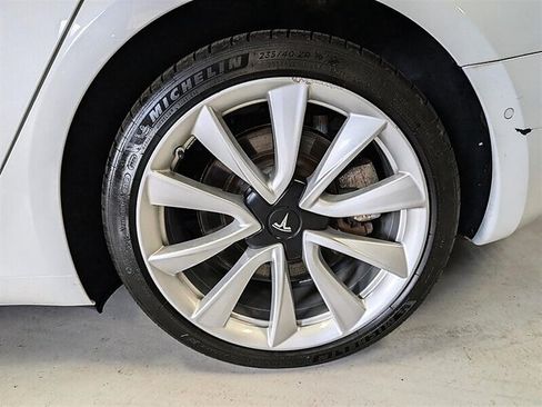Used 2020 Tesla Model 3 Long Range AWD/4WD image 14