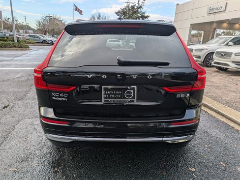 Certified 2023 Volvo XC60 B5 Ultimate w/ Climate Package image 5
