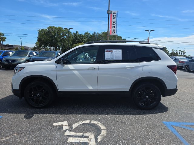 Used 2024 Honda Passport Black Edition image 7