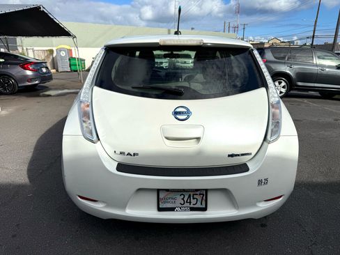 Used 2013 Nissan Leaf SV w/ LED & Quick Charge Pkg image 4
