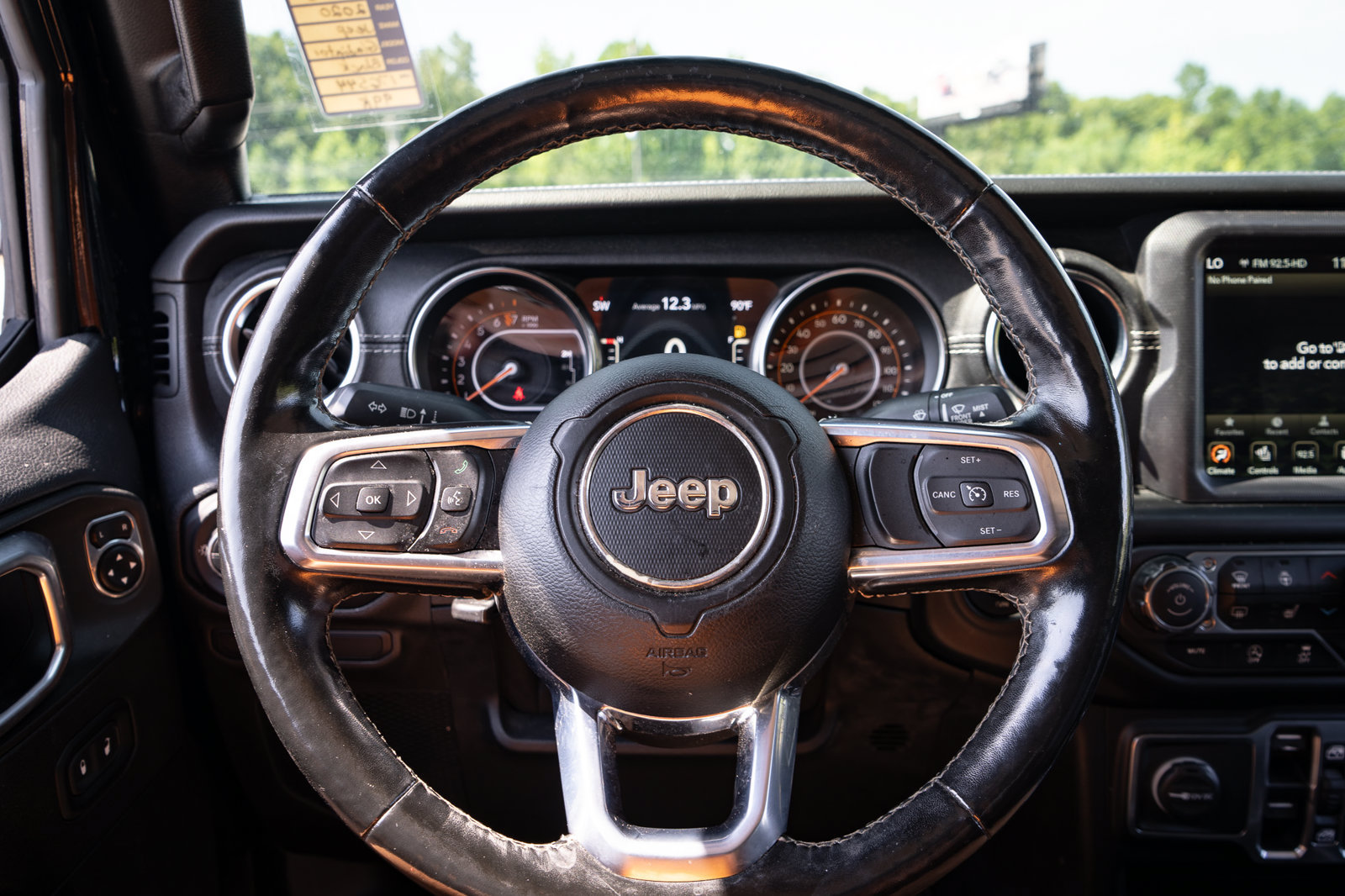 Used 2020 Jeep Gladiator Overland AWD/4WD image 28