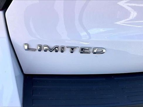 Used 2022 Ford Expedition Max Limited RWD image 20