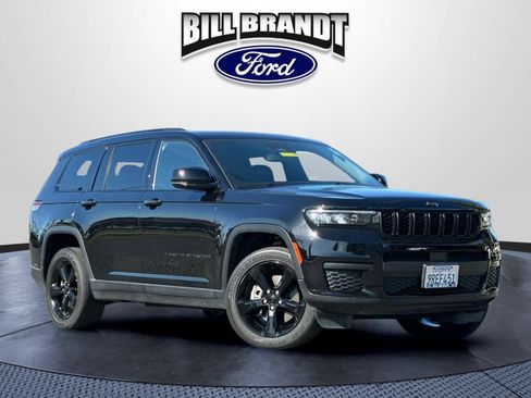 Used 2023 Jeep Grand Cherokee L Laredo AWD/4WD image 1