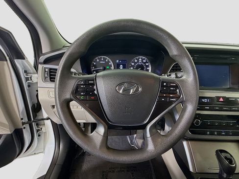 Used 2016 Hyundai Sonata SE image 13