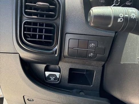 Used 2023 RAM ProMaster 2500 FWD image 21