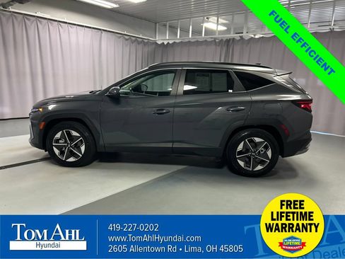 Used 2025 Hyundai Tucson SEL FWD image 4