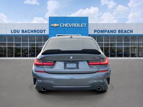 Used 2020 BMW 330i Sedan w/ M Sport Package RWD image 4