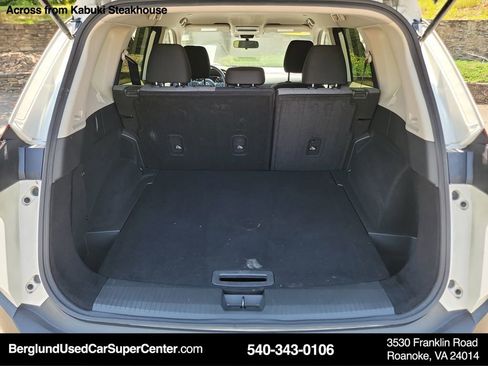 Used 2023 Nissan Rogue SV image 10