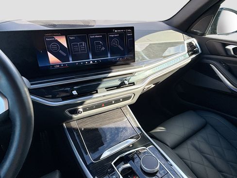 Used 2025 BMW X5 xDrive40i image 29