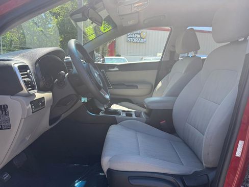 Used 2020 Kia Sportage LX FWD image 9