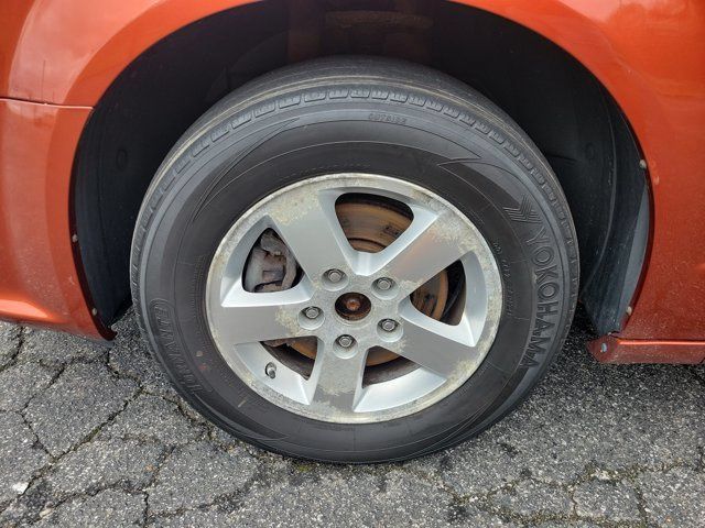 Used 2012 Dodge Grand Caravan SXT FWD image 25