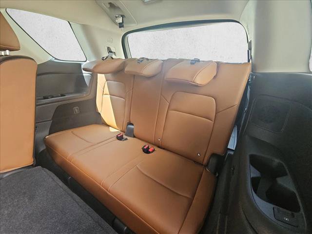 Used 2025 Nissan Pathfinder Platinum w/ Cargo Package FWD image 17