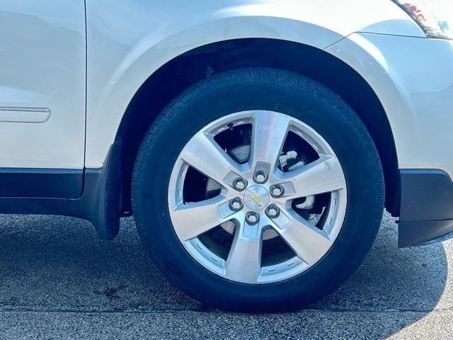 Used 2014 Chevrolet Traverse LTZ AWD/4WD image 16