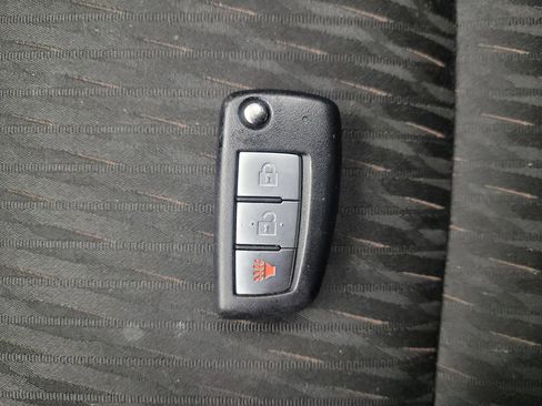 Used 2018 Nissan Rogue S AWD/4WD image 32