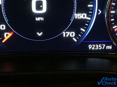 Used 2022 GMC Acadia AT4 w/ Technology Package image 47