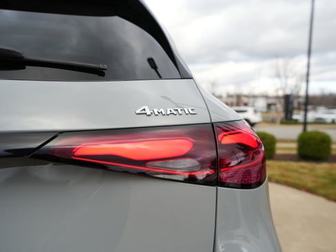 New 2026 Mercedes-Benz GLC 300 4MATIC image 16