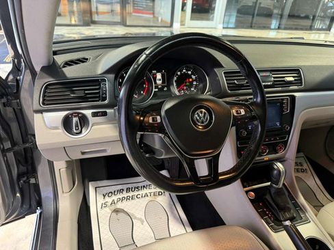 Used 2019 Volkswagen Passat 2.0T Wolfsburg FWD image 28