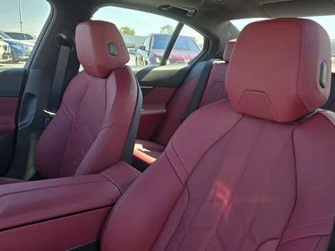 New 2026 BMW i5 eDrive40 w/ M Sport Package image 17