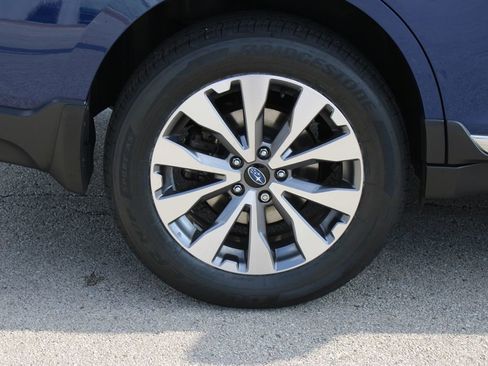 Used 2017 Subaru Outback 3.6R Touring w/ Popular Package #5A image 32