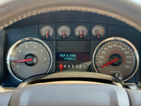 Used 2010 Ford F150 XLT AWD/4WD image 10
