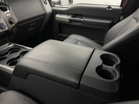 Used 2015 Ford F250 Lariat w/ Chrome Package AWD/4WD image 29