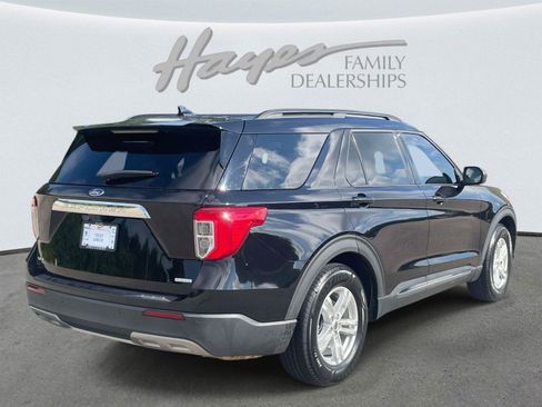 Used 2020 Ford Explorer XLT w/ Equipment Group 202A RWD image 3