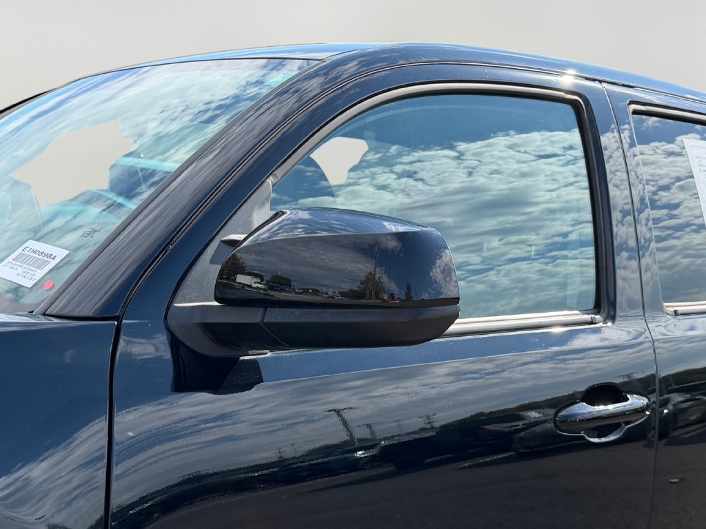 Used 2020 Toyota Tacoma SR w/ SR Convenience Package RWD image 28