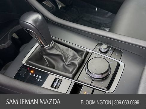 Used 2023 MAZDA MAZDA3 s FWD image 16