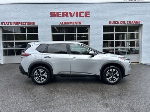 Used 2023 Nissan Rogue SV AWD/4WD image 1