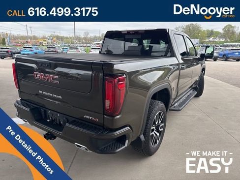 Used 2023 GMC Sierra 1500 AT4 w/ AT4 Premium Package AWD/4WD image 6