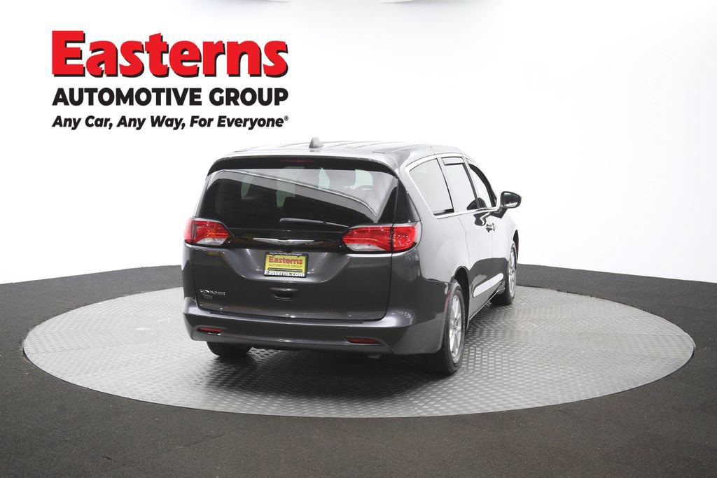 Used 2022 Chrysler Voyager LX FWD image 39