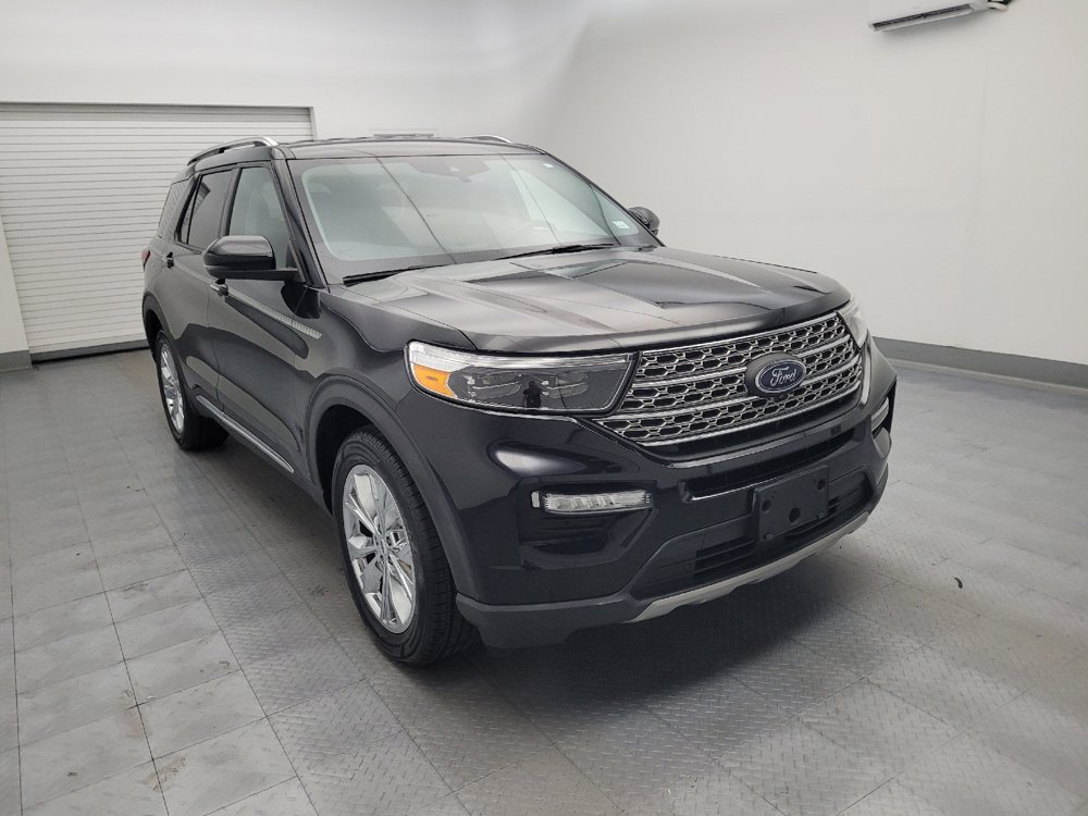 Used 2021 Ford Explorer Limited w/ Equipment Group 301A AWD/4WD image 13