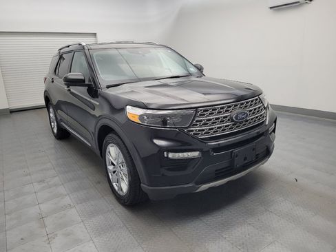 Used 2021 Ford Explorer Limited w/ Equipment Group 301A AWD/4WD image 13