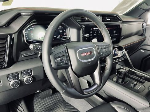 Used 2025 GMC Sierra 1500 AT4 w/ AT4 Premium Package image 12