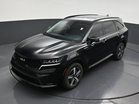 Used 2023 Kia Sorento S FWD image 15